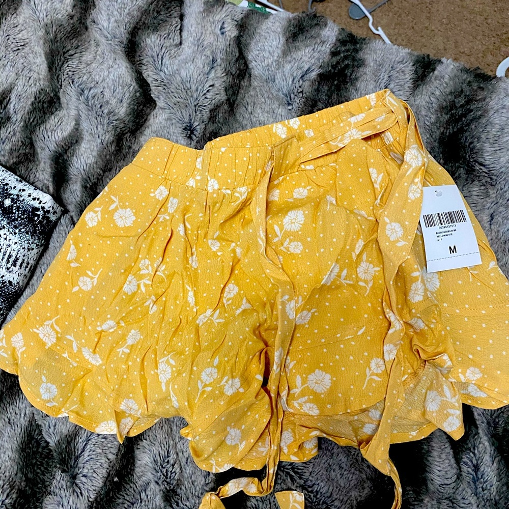 Tie front flowy shorts